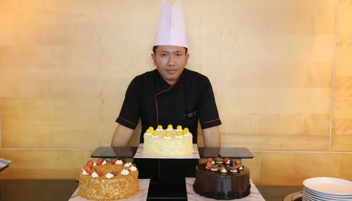 Pamer Chef Pastry Baru, Aston Hotel Makassar Hadirkan Aneka Pastry Andalan