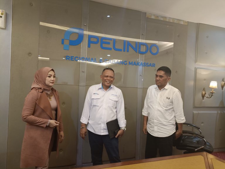 Pelindo Regional IV Gelar Jalan Sehat Peringati HUT ke-25 Tahun Kementerian BUMN 