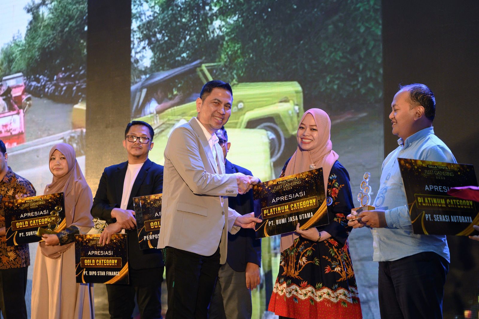 Kalla Toyota Gelar Fleet Gathering