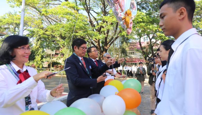 698 Mahasiswa Poltekpar Ikut PSDP