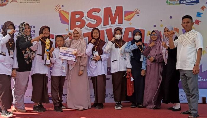 Siswa SMPN 27 Berhasil Boyong Juara 1 di Lomba Karya Tulis Ilmiah BSM Festival