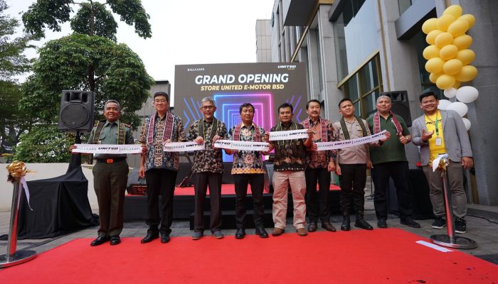 Kalla Kars Buka Showroom United E-Motor di Banten