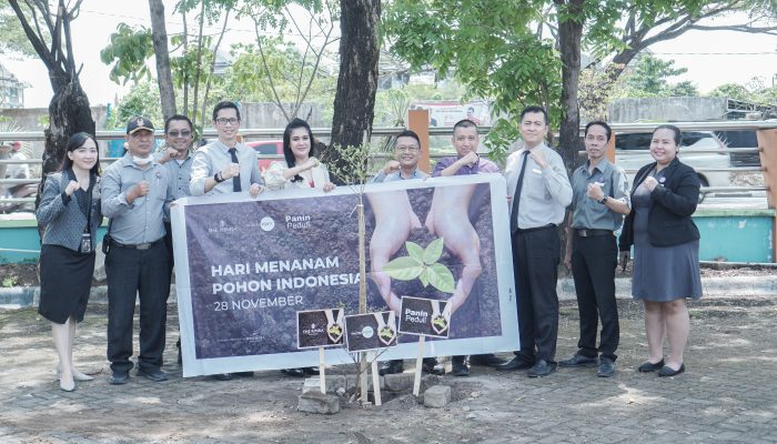 The Rinra Makassar dan Phipo Peringati Hari Menanam Pohon Indonesia