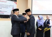 Kadispora Makassar Dapat Pin Perak dari Presiden RI Atas Pengabdiannya Sebagai ASN