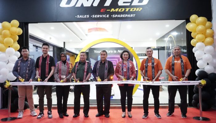 United E-motor Sapa Warga Menado. Cari Motor Listrik Jadi Lebih Mudah