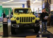 Kalla Kars Pamerkan Jeep Wrangler Sahara di Trans Auto Vaganza 2023