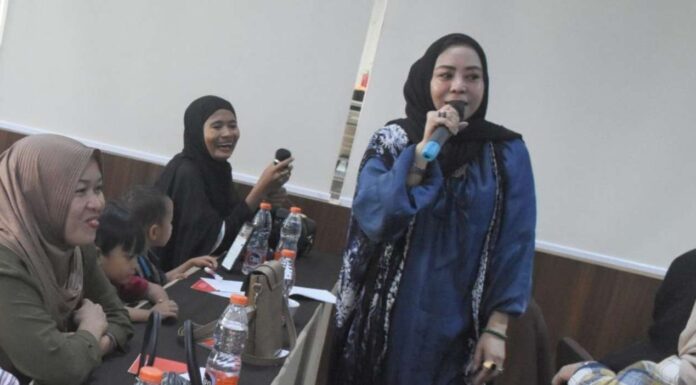 Anggota dewan Nunung Dahniar gelar sosper tentang tata ruang