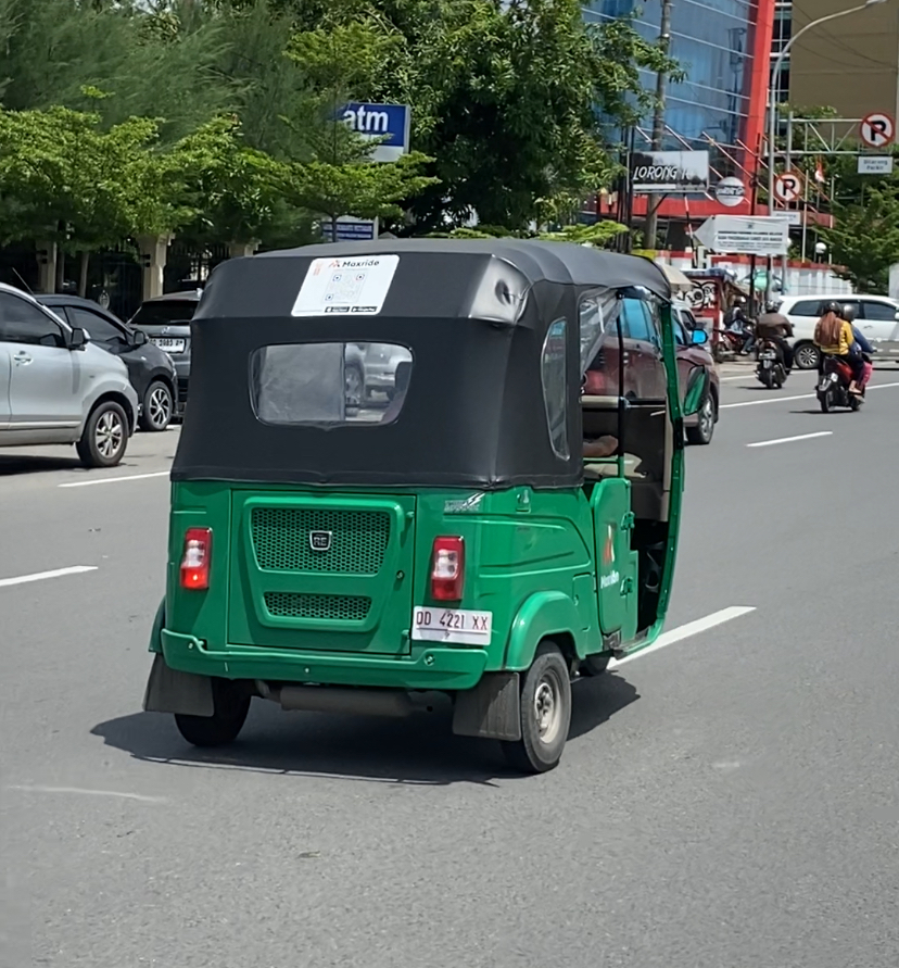 bajaj maxride