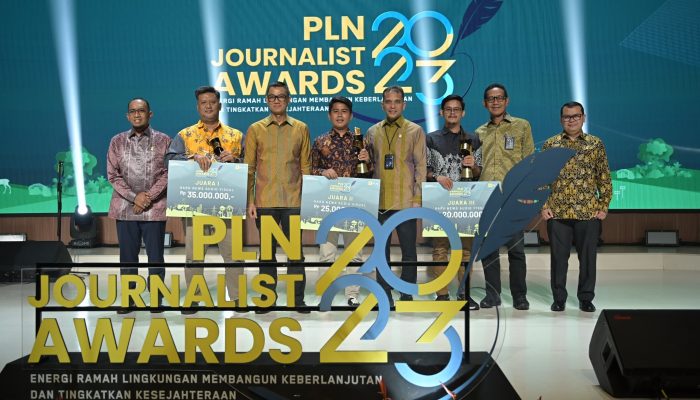 Usung Tema Energi Ramah Lingkungan, Dua Jurnalis Sulawesi Selatan Terima Penghargaan Direktur Utama dalam PLN Journalist Awards 2023