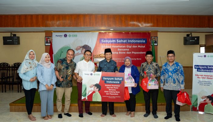 Pepsodent Gelar Edukasi dan Pemeriksaan Gigi Gratis Kepada 1.000 Santri dan Pengurus Pondok Pesantren Al Ikhlas Ujung Bone