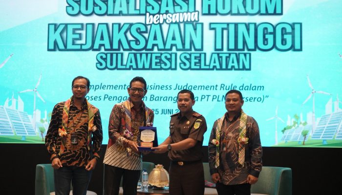 Perkuat Sinergitas dalam Pembangunan Infrastruktur Ketenagalistrikan, PLN Gandeng Kajati Sulsel Lakukan Sosialisasi Hukum