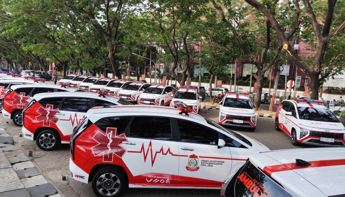 Hyundai Urip Sumoharjo Menghadirkan 21 Unit Ambulans STARGAZER Mendukung Layanan Dinas Kesehatan Kota Makassar Semakin Baik