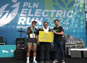 5 Pengemudi Ojol Prasejahtera Peroleh Motor Listrik di PLN Electric Run 2024