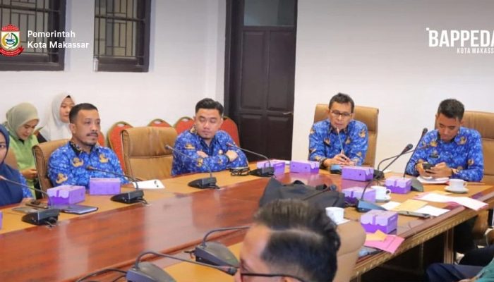 Sekretaris Bappeda Makassar Pimpin Rapat Pembahasan Rancangan Akhir RPJPD 2025-2045