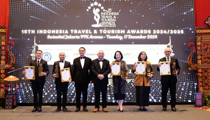 Kadispar Roem Raih Penghargaan Top Hospitality Leader di Ajang Bergengsi 15th Indonesia Travel & Tourism Awards 2024