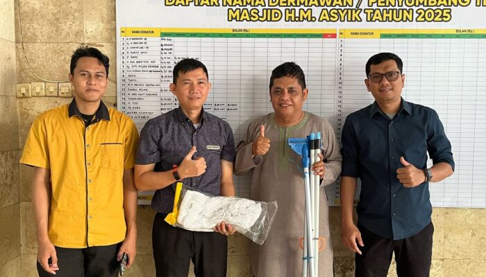 Vasaka Hotel Makassar Sambut Ramadhan dengan Kegiatan Sosial Bersih-Bersih Masjid