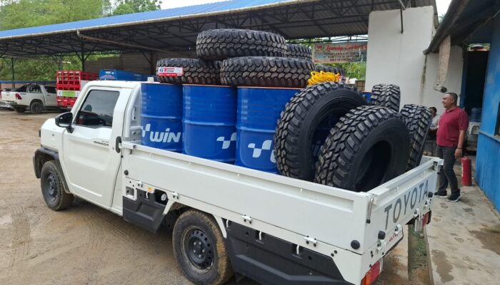 Toyota Hilux Rangga: Mitra Tangguh Pengusaha Sulawesi, Buktikan Keandalan di Medan Ekstrem