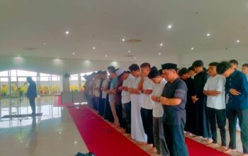 Membangun Perilaku Islami Siswa di SMA Islam Athirah 1 Makassar Gelar Kegiatan AJR