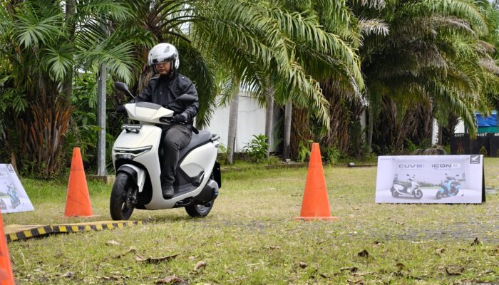 Tips Menghadapi Kendaraan di Depan saat Melakukan Rem Mendadak