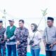 KASAL Laksamana TNI Dr. Muhammad Ali Serahkan Bibit Mangrove kepada Mercure Makassar Nexa Pettarani dalam Aksi Tanam 1.000 Mangrove di Pantai Puntondo