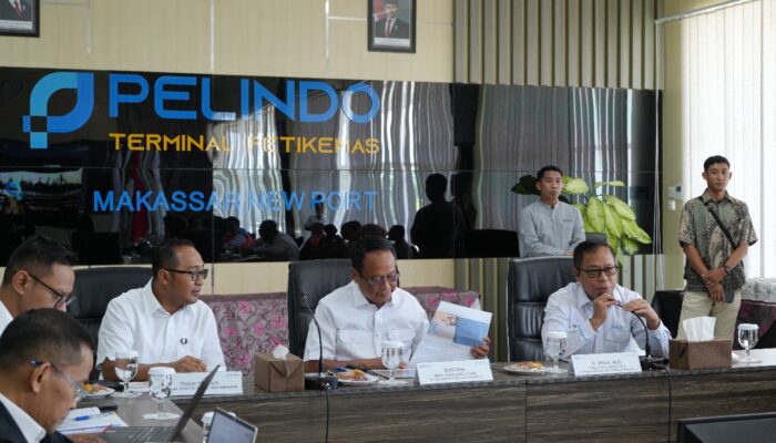 Dorong Pengembangan KTI, Wamenhub Kunjungi Makassar New Port