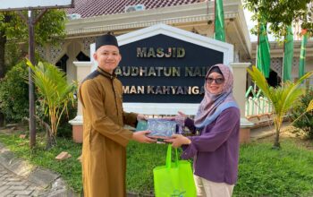 GMTD Wakafkan Perlengkapan Ibadah Dan Al-Qur’an ke Lima Masjid di Tanjung Bunga