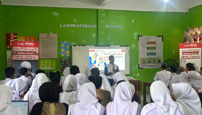 Asmo Sulsel Terus Gencarkan Edukasi Safety Riding pada Siswa SMAN 1 Gowa di Acara “Honda Student Star”