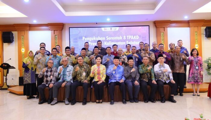 Tingkatkan Inklusi Keuangan, OJK Kukuhkan Serentak Delapan TPAKD di Kalsel