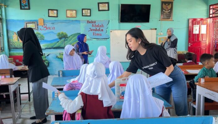 Rayakan Hari Anak Nasional, Vasaka Hotel Makassar Ajak Siswa SD Berkreasi Lewat Kegiatan Mewarnai