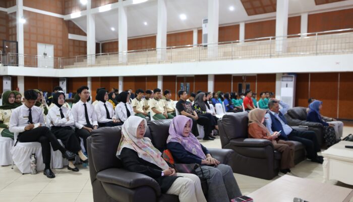 Poltekpar Makassar Dorong Budaya Sadar Lingkungan Lewat Sosialisasi Pengelolaan Sampah Ramah Lingkungan