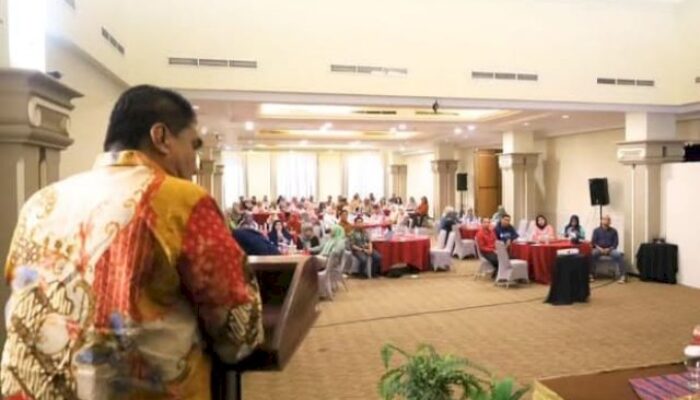 Workshop DPPKB Makassar Perkuat Kapasitas Pendataan Keluarga untuk Pembangunan Berkelanjutan