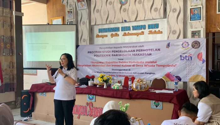 Mahasiswa Poltekpar Makassar Terapkan Ilmu Manajemen di Desa Wisata Tompobulu Pangkep, 11 Oktober 2025
