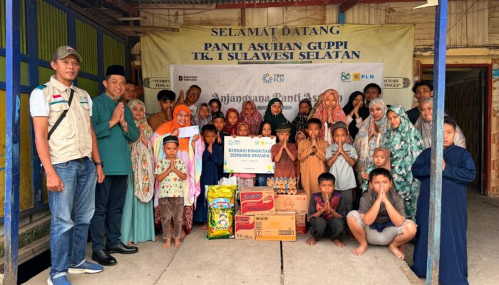 YBM PLN Tebar Kebahagiaan di Dua Panti Asuhan dalam Rangka Hari Listrik Nasional ke-80