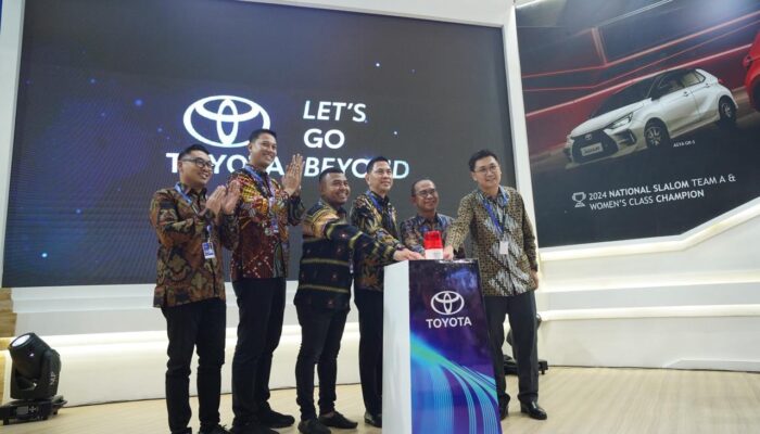 Kalla Toyota Tumbuh di Tengah Penurunan Pasar, Hadirkan “Beyond Mobility Experience” di GIIAS Makassar 2025
