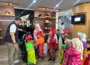 Siswa TK Islam Al-Azhar 34 Makassar Kunjungi Asmo Sulsel, Rayakan HUT Kota Makassar ke-418