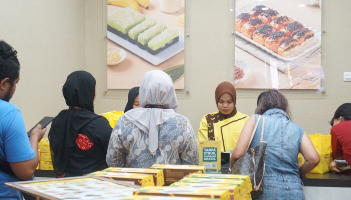 Grand Opening Browcyl Palopo Disambut Meriah, Promo “Beli 1 Dapat 3” Diserbu Warga