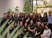 Christmas Tree Lighting Ceremony Warnai Pembukaan Musim Liburan di Hyatt Place Makassar