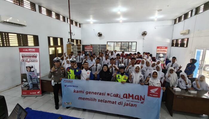 Asmo Sulsel dan Polres Gowa Edukasi Safety Riding untuk Pelajar SMKN 4 Gowa