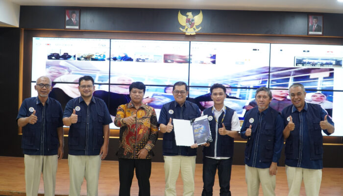 Kanwil DJP Sulselbartra Kukuhkan 200 Relawan Pajak RENJANI 2026, Perkuat Edukasi Perpajakan