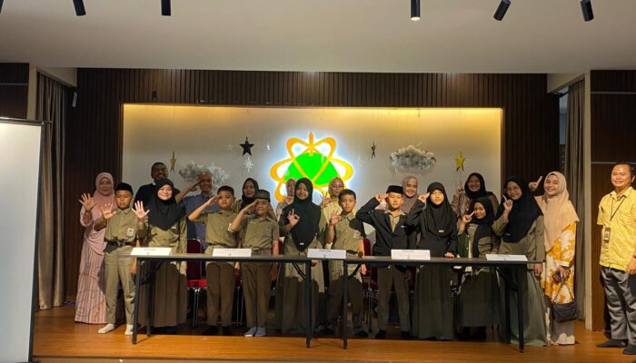 Latih Kepemimpinan Sejak Dini, SD Islam Athirah 2 Gelar Debat Kandidat Ketua OPDIS
