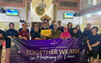 Sambut Ramadan, Phinisi Hospitality Indonesia Gelar Aksi Bersih Masjid di Somba Opu