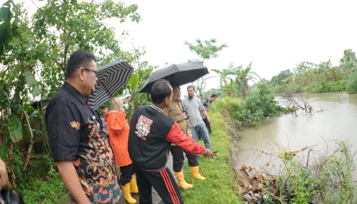 Tinjau Lokasi Jembatan Kaccia di Barombong, Munafri Pastikan Pembangunan Dimulai Maret 2026