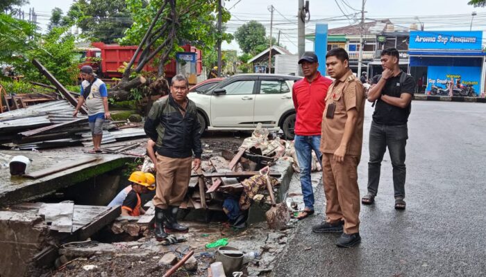 34 Tahun Lapak PKL Kambing di Manuruki Tutupi Drainase.Kini di Tertibkan