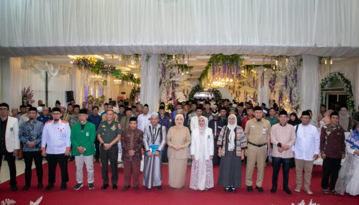 Aliyah Mustika Ilham Ajak Muballigh Menjadi Penyejuk di Tengah Tantangan Zaman