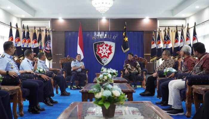 Kanwil DJP Sulselbartra Ajak Prajurit TNI AU Lapor SPT Lebih Awal Lewat Coretax