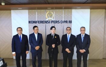 DPR RI Tetapkan Lima Calon Anggota Dewan Komisioner OJK