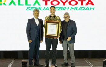 CEO Kalla Toyota Robby Wijaya Raih Indonesia Best CEO 2025 dari SWA Media Group