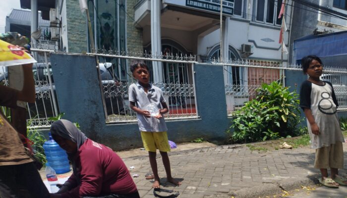 Kehadiran Pengemis Jelang Lebaran 2026 Kian Marak di BTP, Warga Minta Penertiban