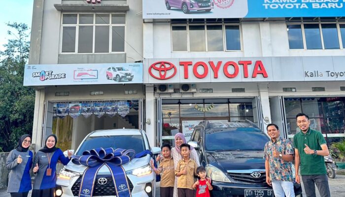 Kalla Toyota Tawarkan Program Tukar Tambah Veloz Hybrid EV dengan Efisiensi Hingga 1.000 KM
