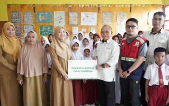 Bumi Karsa dan LAZ Hadji Kalla Dorong Kualitas SDM Lewat Bantuan Pendidikan